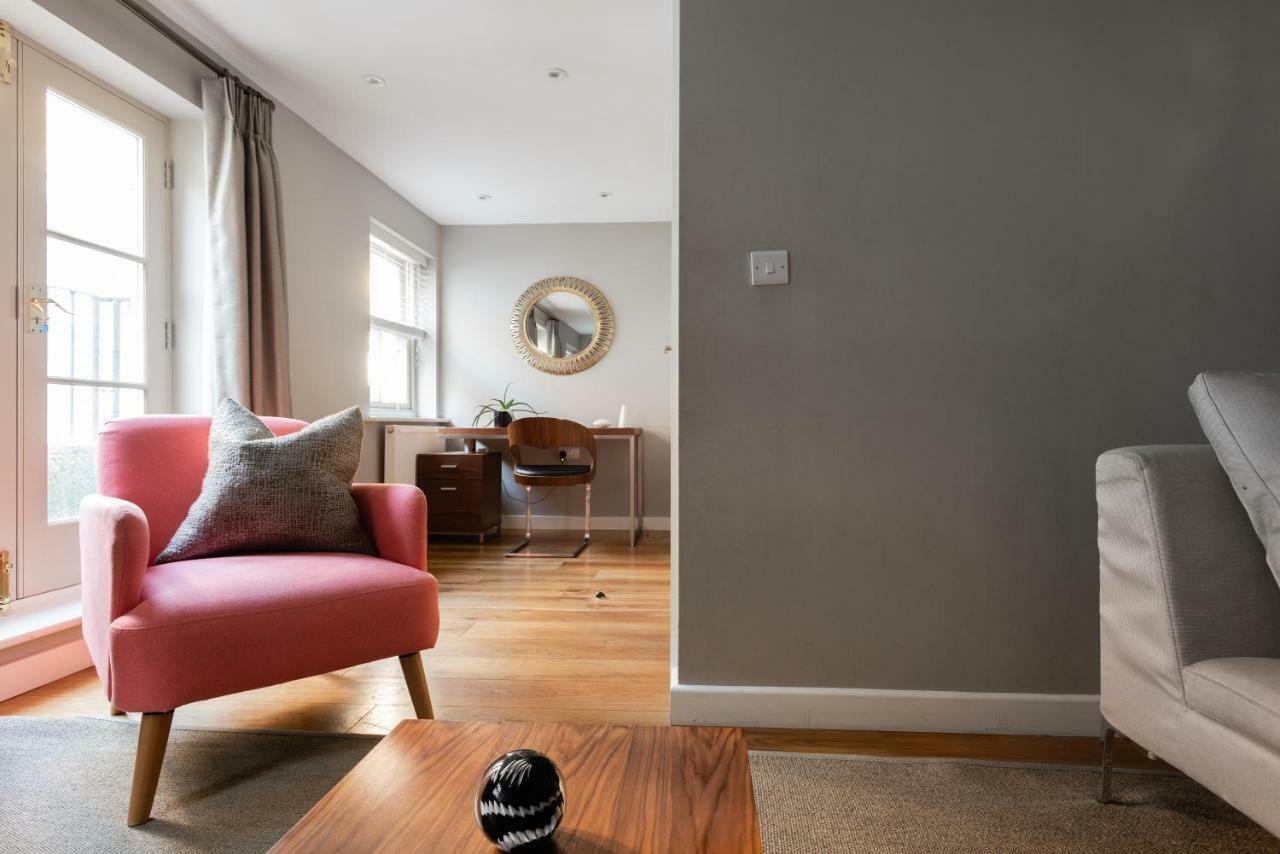 The Norfolk Maisonette - Lovely 4Bdr Mews ลอนดอน ภายนอก รูปภาพ