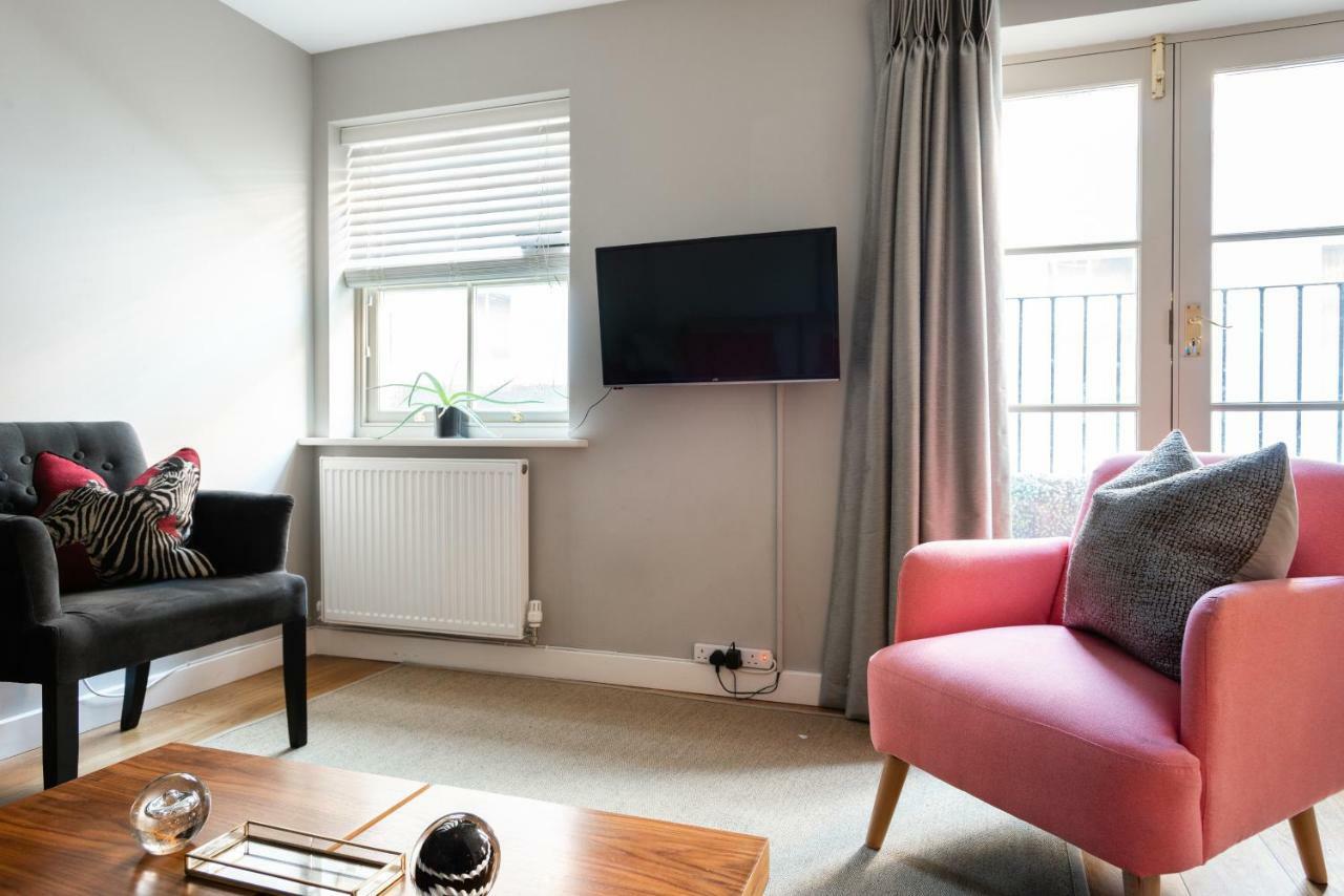 The Norfolk Maisonette - Lovely 4Bdr Mews ลอนดอน ภายนอก รูปภาพ